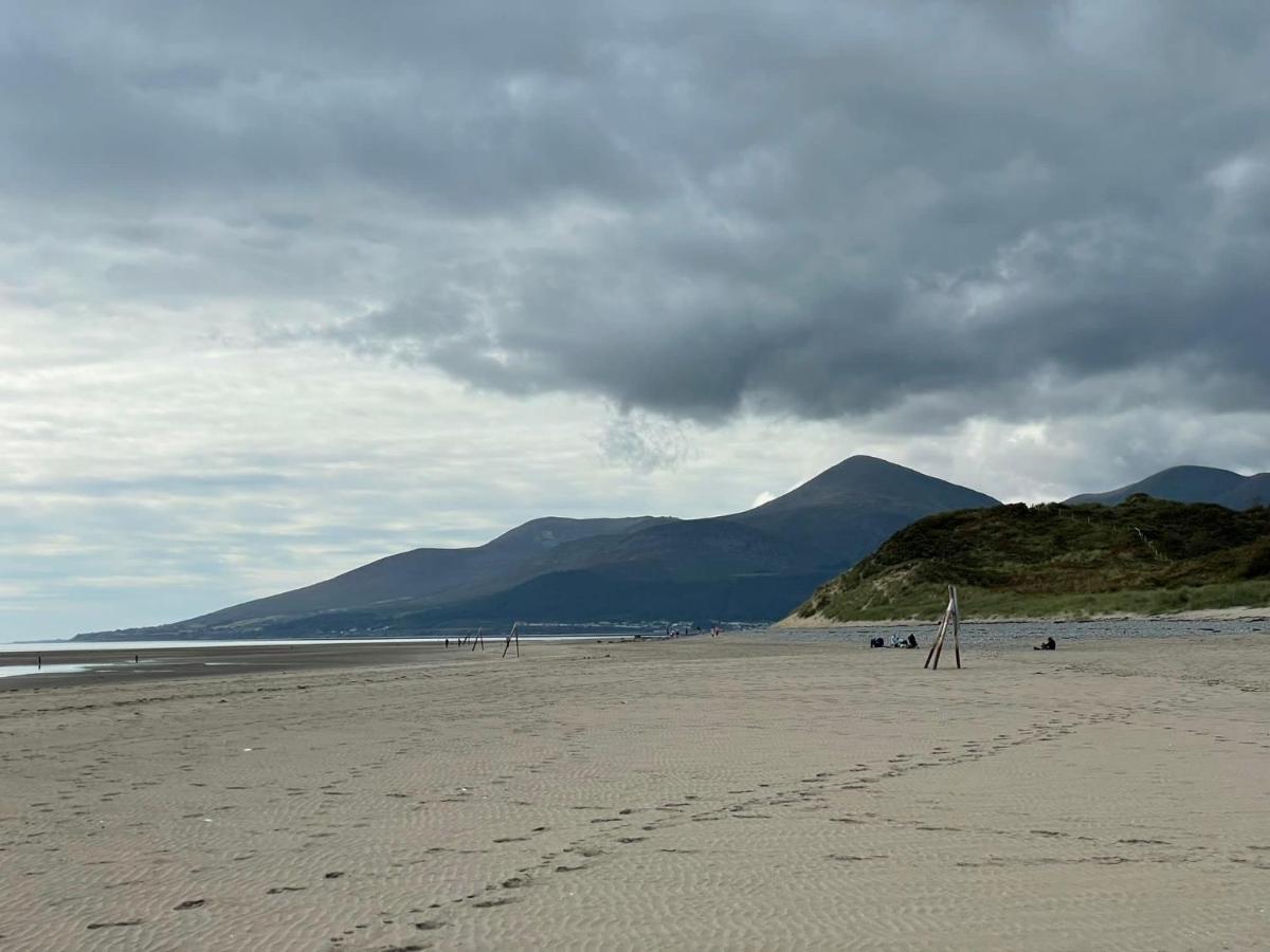 Tonn Ruray Sea View Luxury 2 Bed Apartment Dundrum Luaran gambar